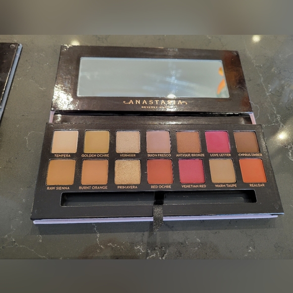 Anastasia Beverly Hill 3 pallet bundle- Modern Ren, Subculture, and Soft Glam - Picture 4 of 7